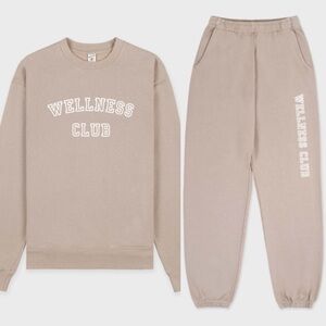 NWOT Sporty & Rich Set Wellness Club Flocked Crewneck and Sweatpants Size M